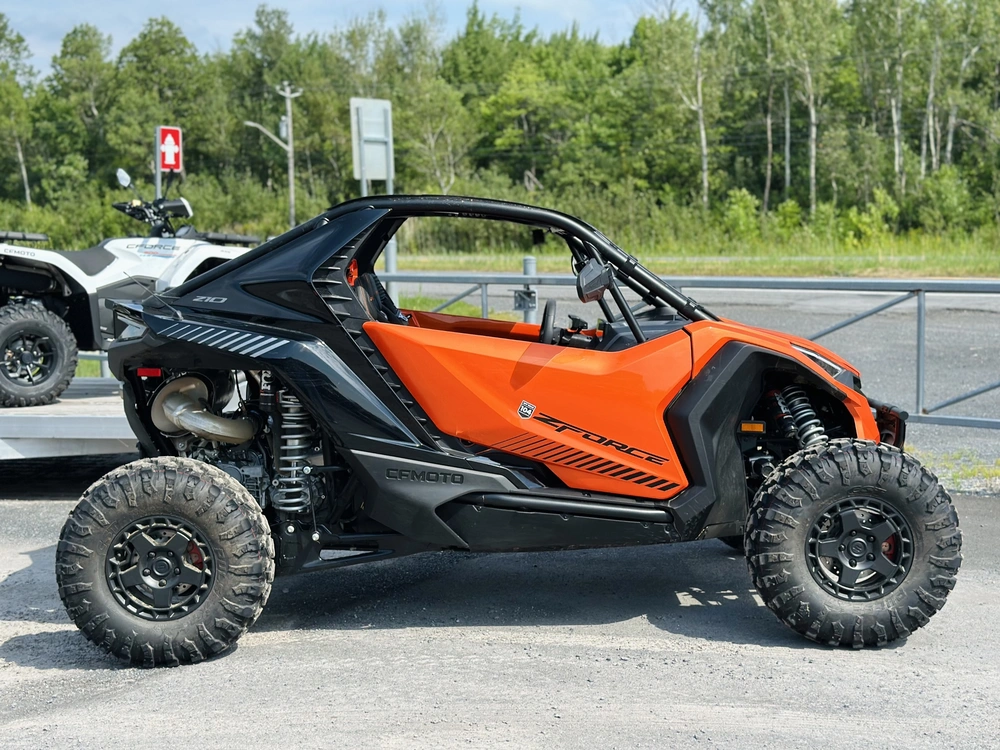 2026 Cfmoto Zforce Z10 Orange alt