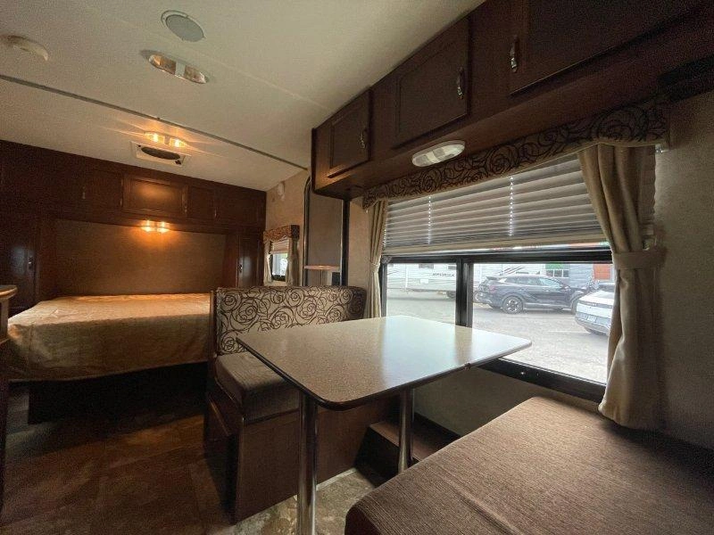 2014 Holiday Rambler Aluma-lite 237bh alt