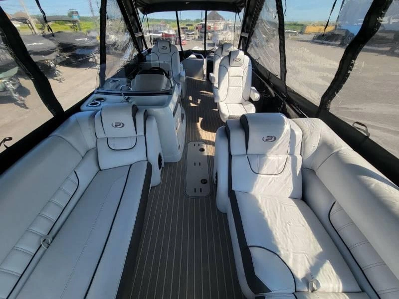 2019 Princecraft Vogue 27 Xt / Mercury 300 alt