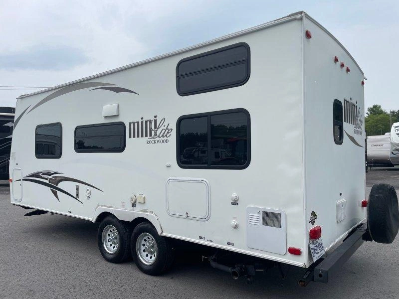 Forest River Rockwood Mini Lite 2306bh 2015 alt