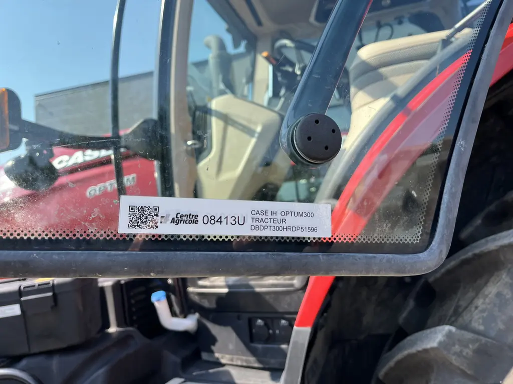 Case IH Optum 300 CVX 2024