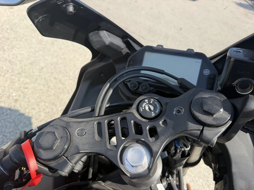 2023 Yamaha Yzf-r3 alt