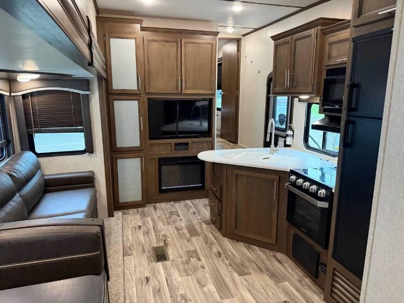 2020 Keystone Rv Cougar 32bhs alt