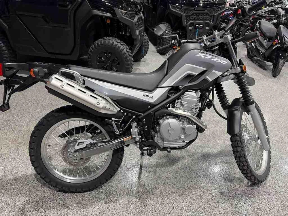 Yamaha Xt250 2025 alt