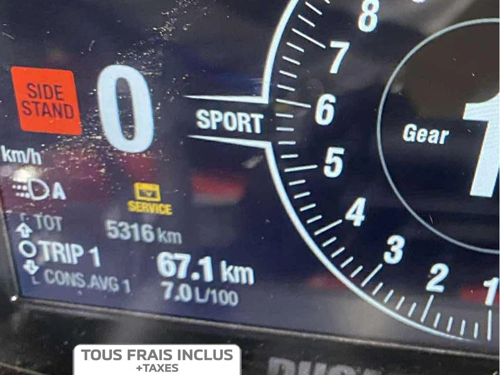 2022 Ducati Streetfighter V4 alt