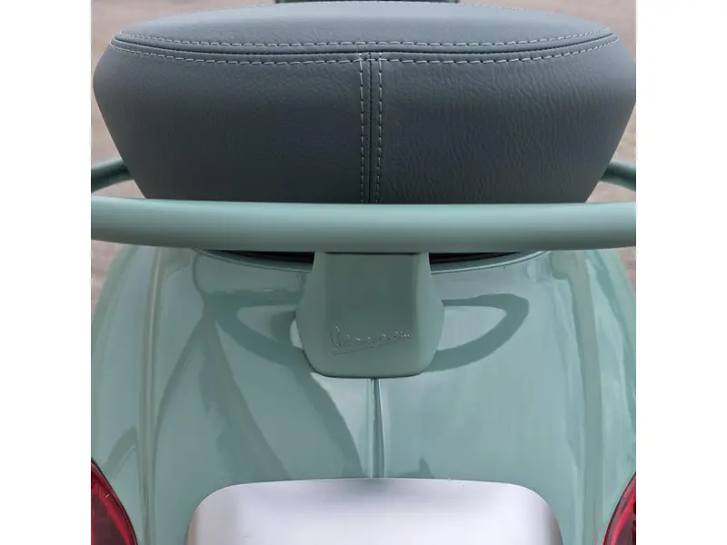 Vespa Primavera 150 80th Anniversary 2027