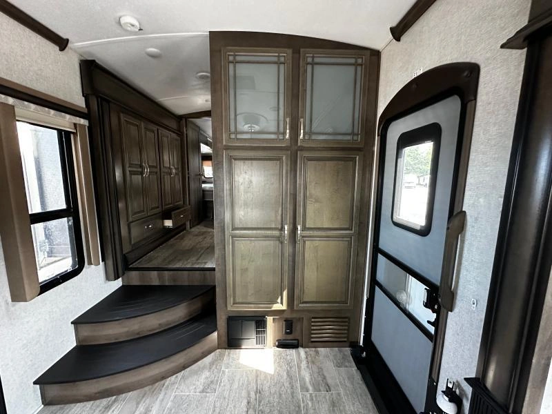 Keystone Rv Montana 3720rl 2019 alt
