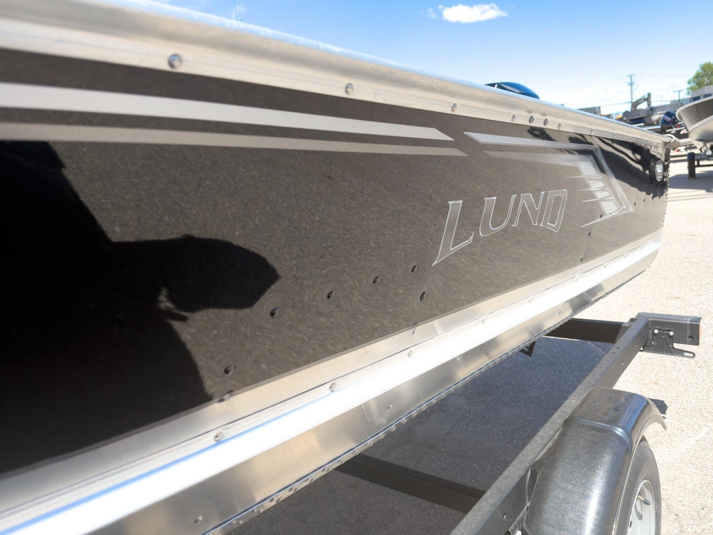 2025 Lund Wc-14 Tiller