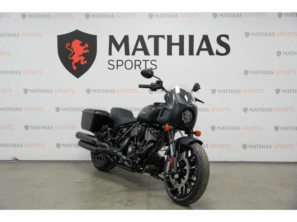 2025 Indian Motorcycle Sport Chief Rt alt