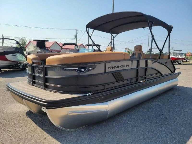 Bennington Marine M22 Swingback 3t/ Yamaha Vf175 2027 alt