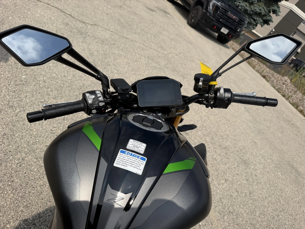 2026 Kawasaki Z1100 Se Abs alt