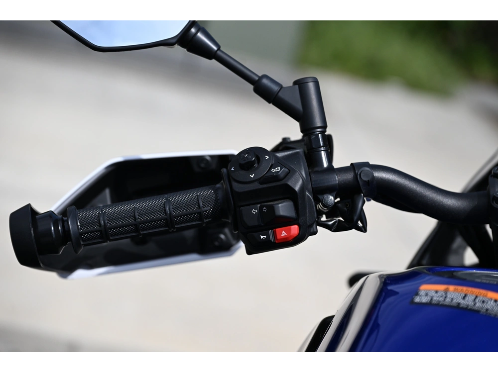 2026 Yamaha Tenere 700 alt