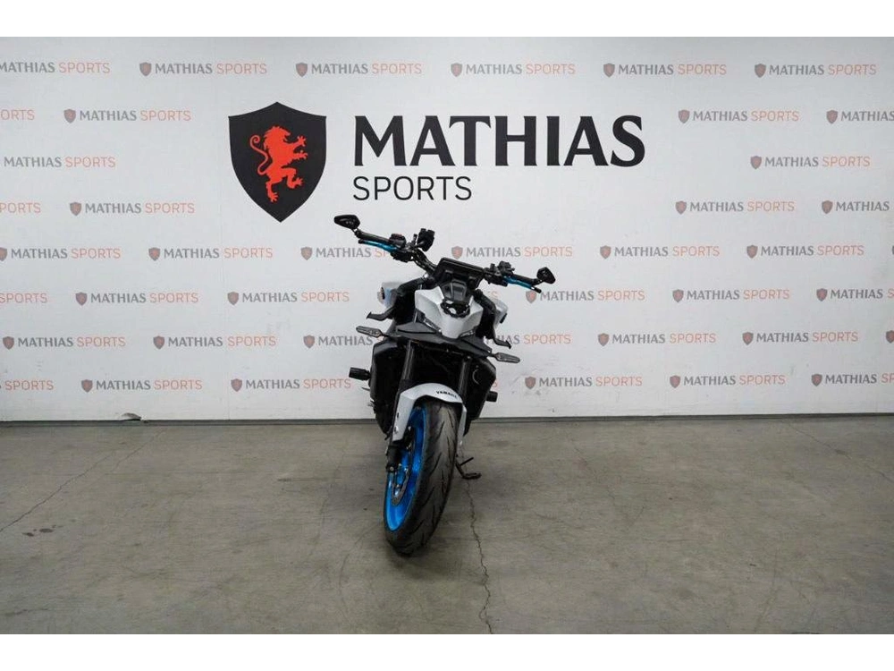 Yamaha MT-09 2025 — photo 3