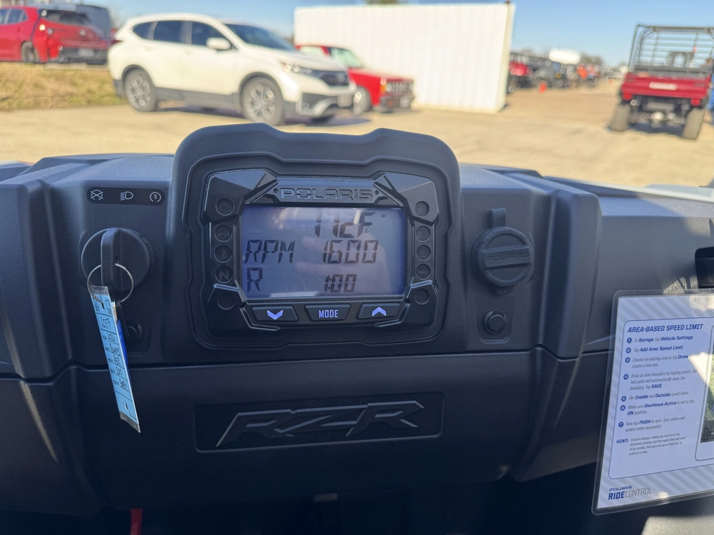 2026 Polaris Rzr 200 Efi alt
