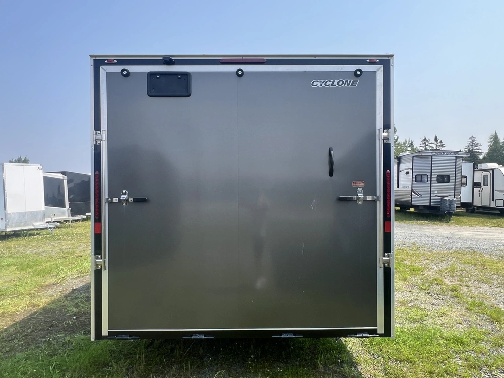 2025 Legend 8.5x24stvta Tandem alt