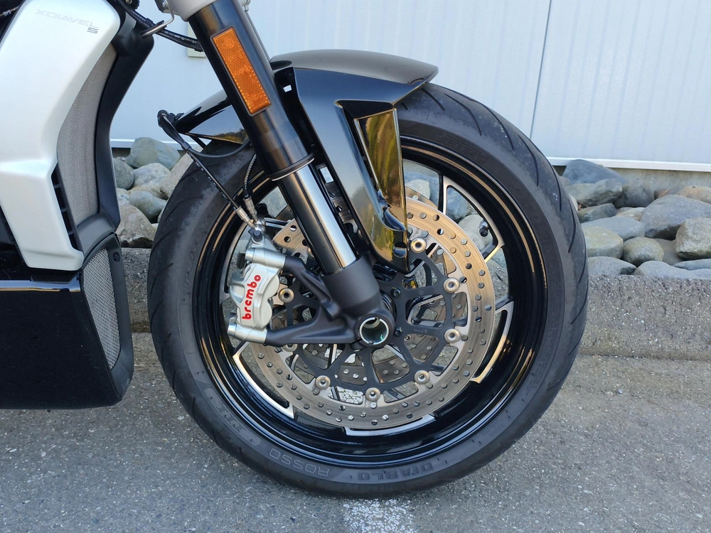 2016 Ducati Xdiavel S alt