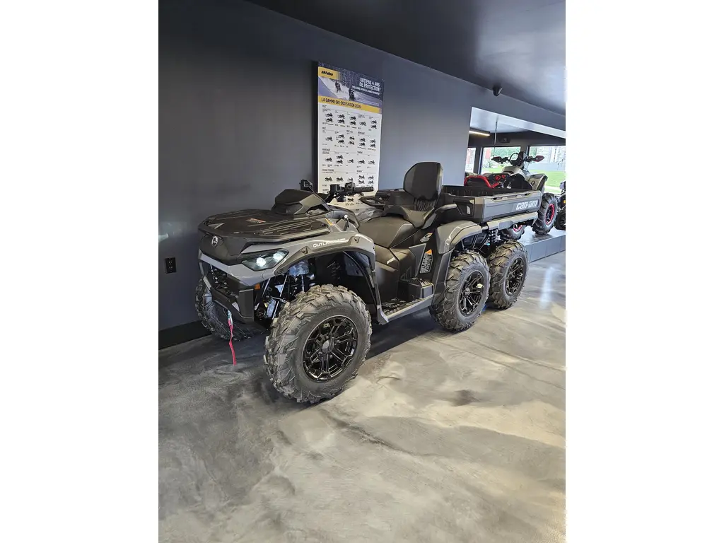 Can-Am OUTLANDER 6X6 2026