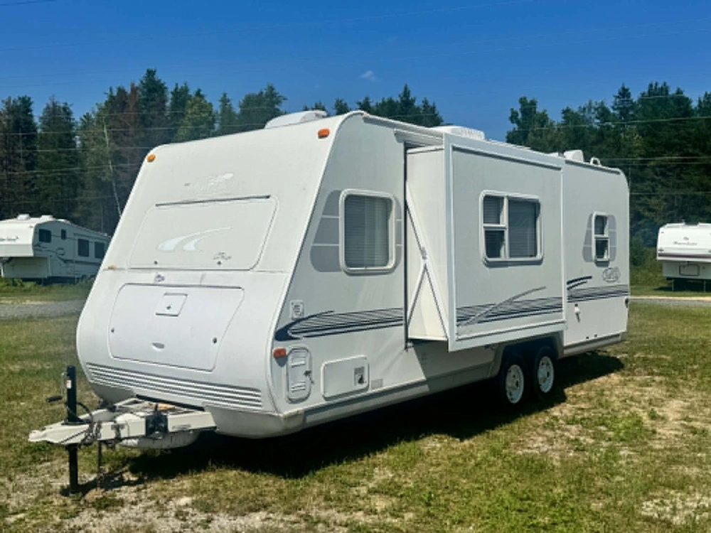 2002 North Trail Trail Lite 7233s alt