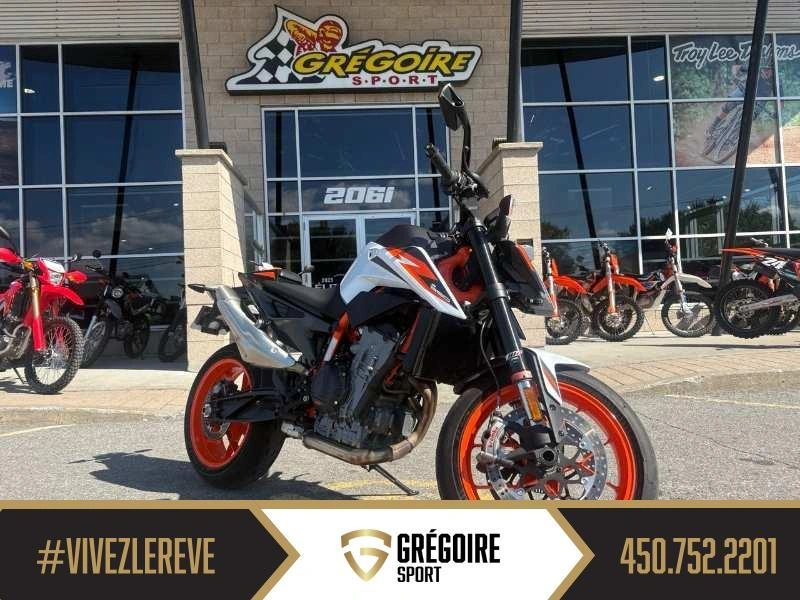 Ktm 890 Duke R 2021 alt