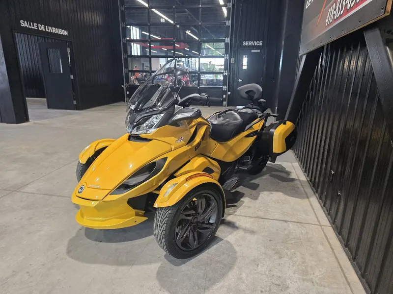Can-Am SPYDER ST-S 2013