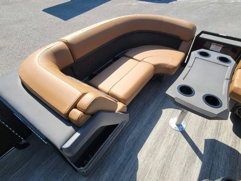 Bennington Marine M22 Swingback 3t/yamaha F150 2027 alt