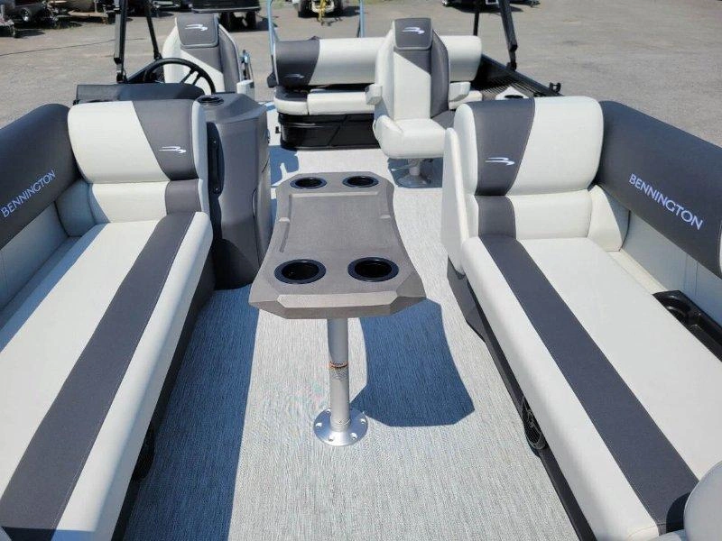 2027 Bennington Marine S22 Swingback 3t/yamaha F150 alt