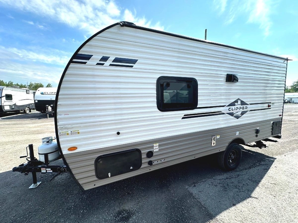 2027 Coachmen Clipper 17fq alt