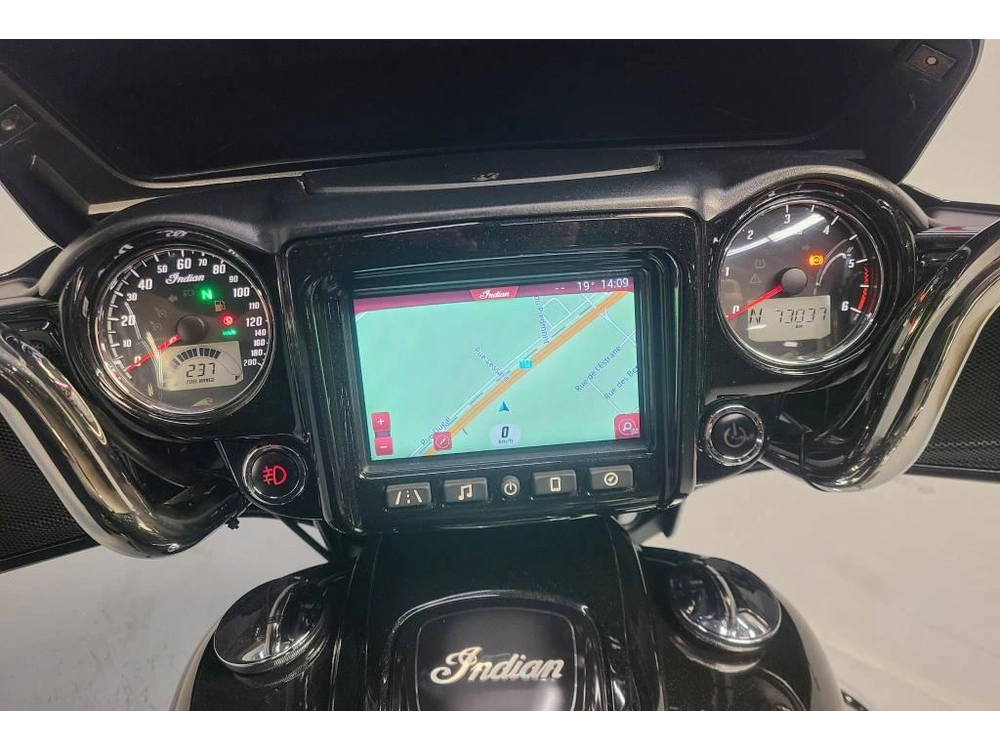 Indian Motorcycle Chieftain Limited 2018 alt