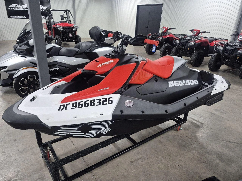Sea-doo Spark 1 Rotax 900 Ace-90 Trixx 2025 alt