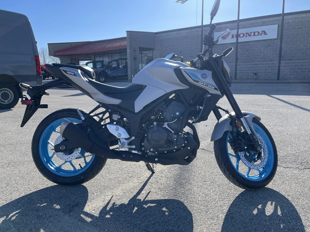 2026 Yamaha Mt-03 alt