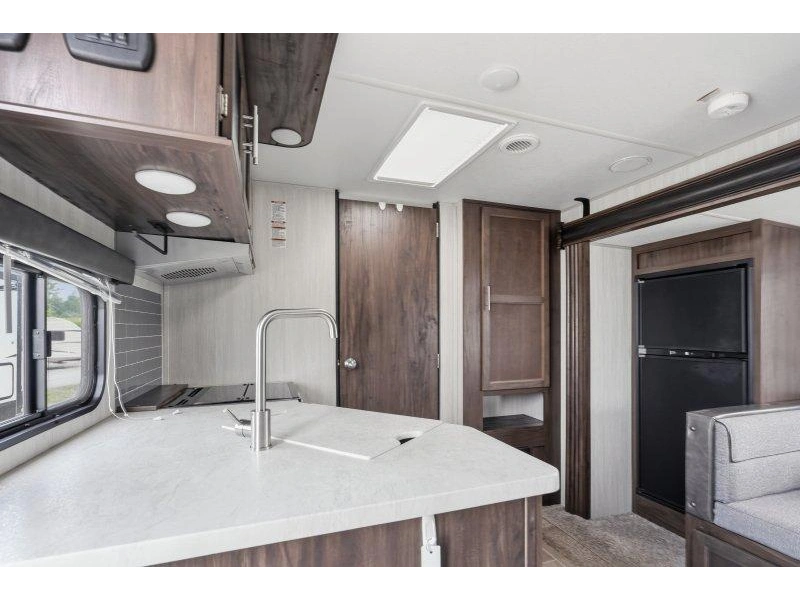Forest River Cherokee 214jt 2020 alt
