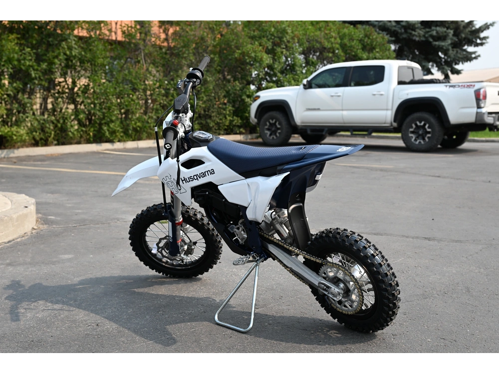 2027 Husqvarna Ee 5 alt