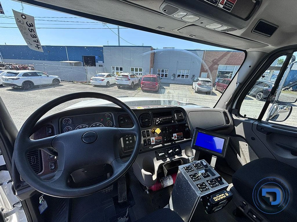 Freightliner 108sd 2019 alt