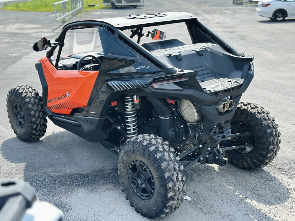 2026 Cfmoto Zforce Z10 Orange alt