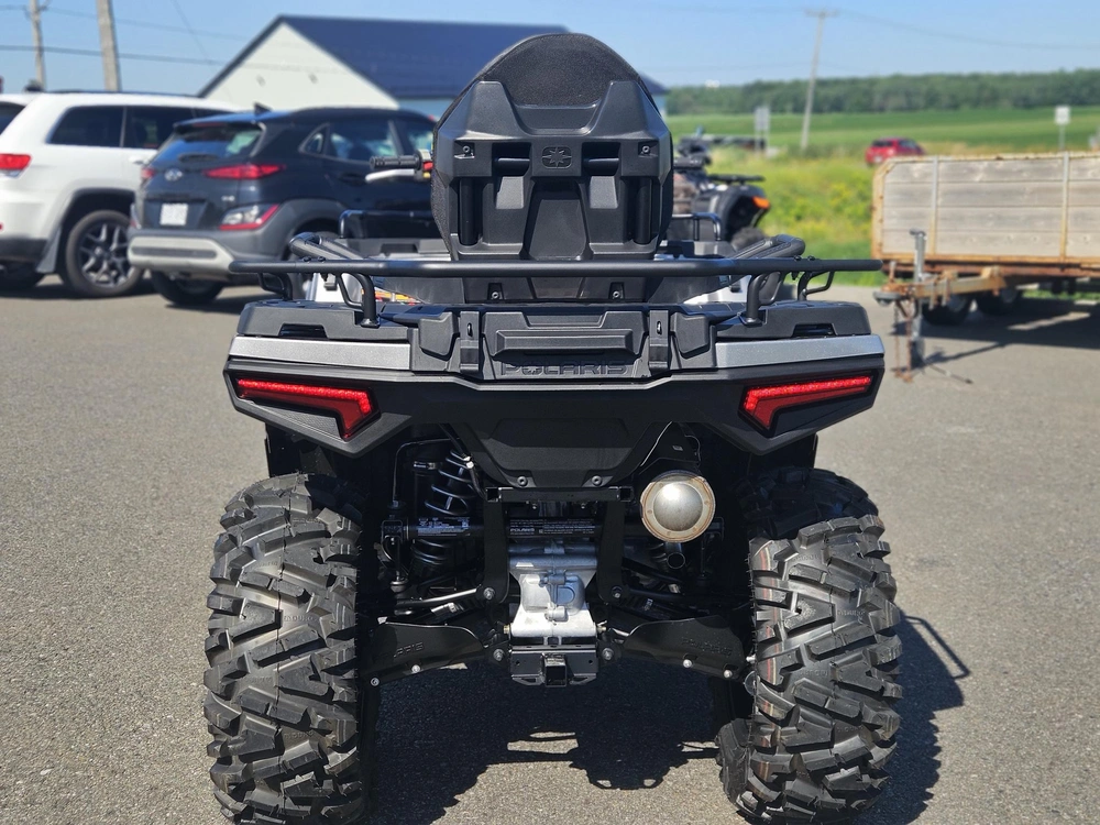 Polaris Sportsman 570 Touring Ultimate 2026 alt
