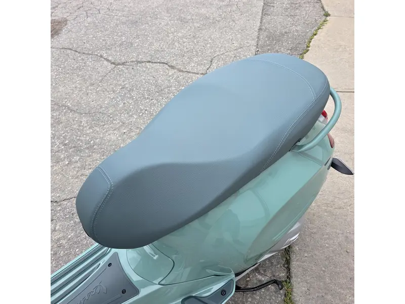 Vespa Primavera 150 80th Anniversary 2027