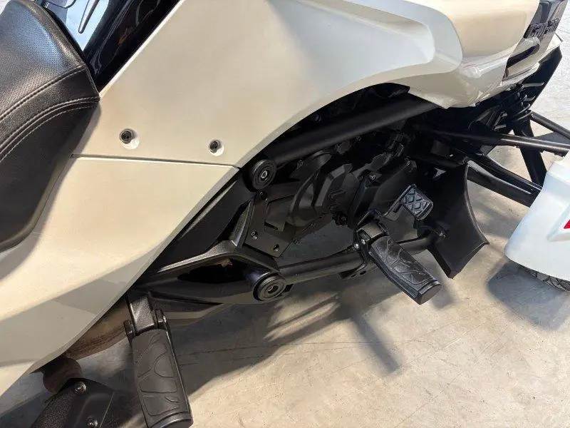 Can-Am f3-t 2022