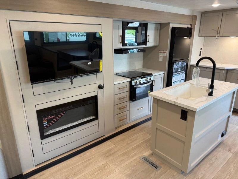 Jayco Jayflight 290rls 2027 alt
