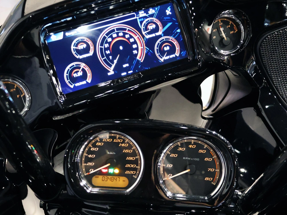 Harley-davidson Road Glide Special Fltrxs 2018 alt