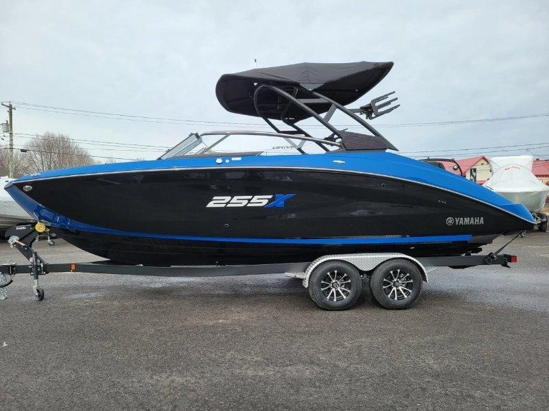 2026 Yamaha 255 Xd 2026 alt