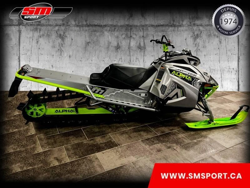 Arctic Cat M8000 2020 alt