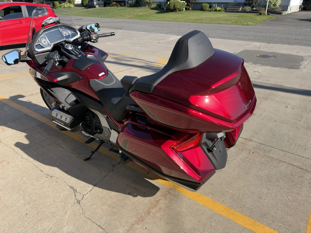 2026 Honda Gold Wing Tour Dct Airbag alt