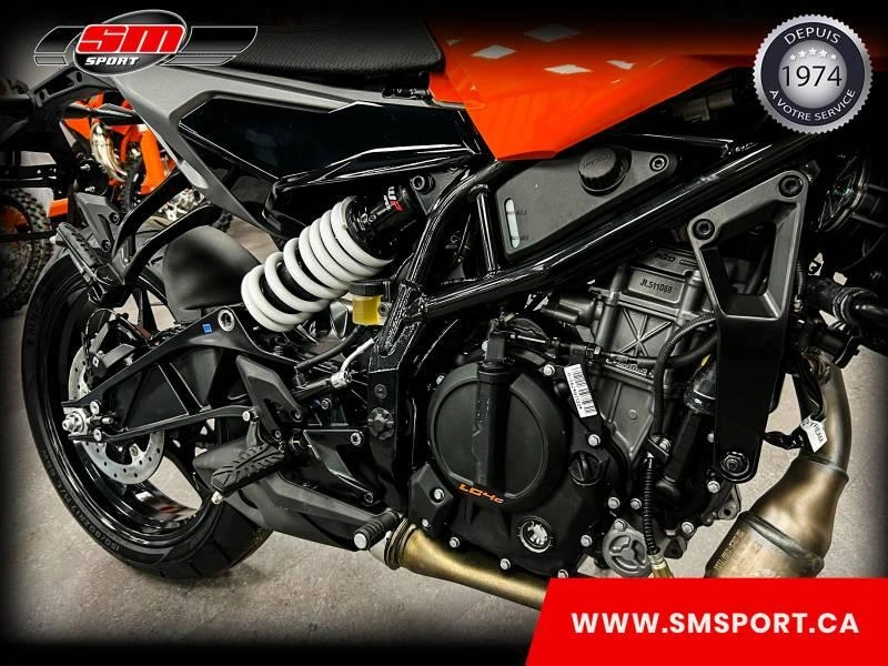 Ktm 250 Duke 2024 alt