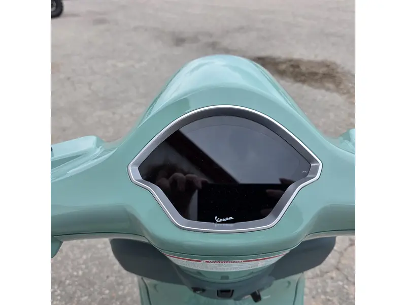 Vespa Primavera 150 80th Anniversary 2027