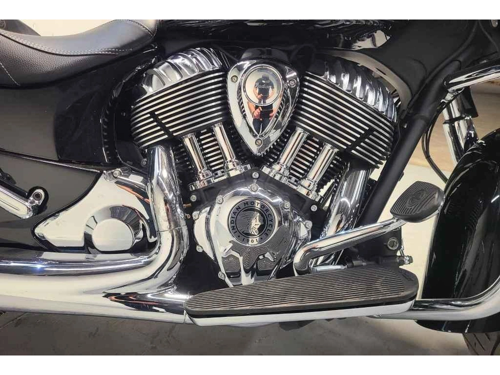 Indian Motorcycle Chieftain Limited 2018 alt