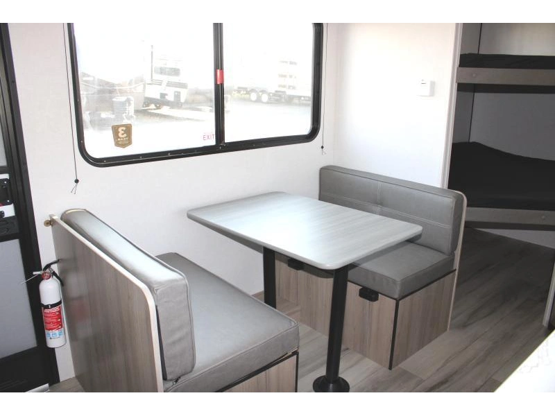 2026 Keystone Rv Coleman 23b alt
