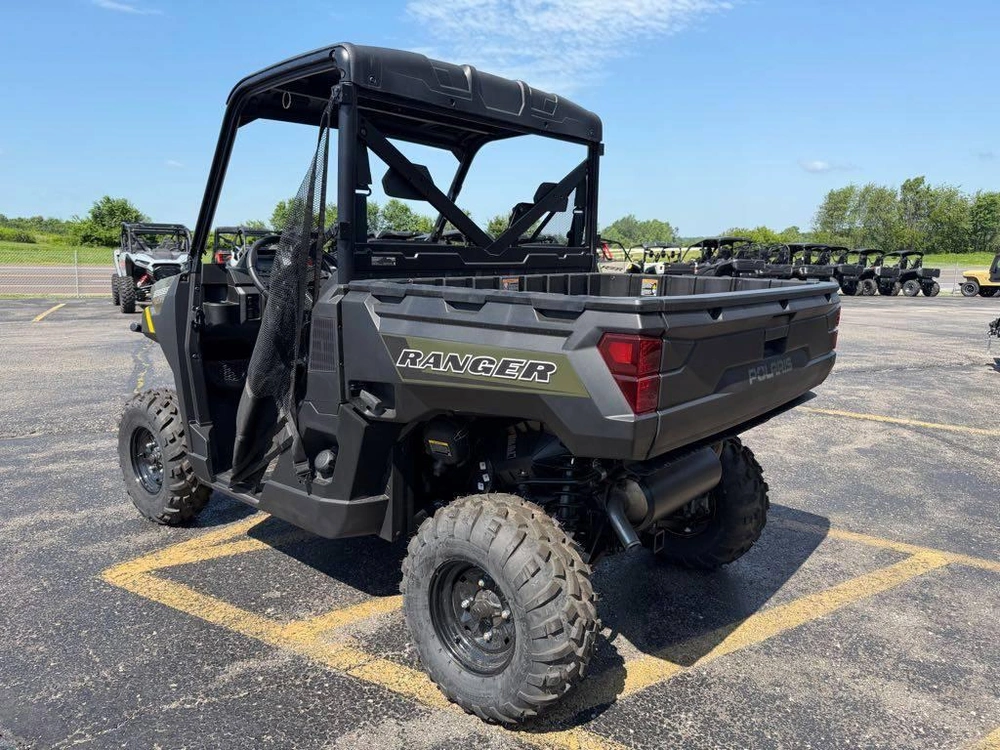2026 Polaris Ranger® 1000 Eps alt