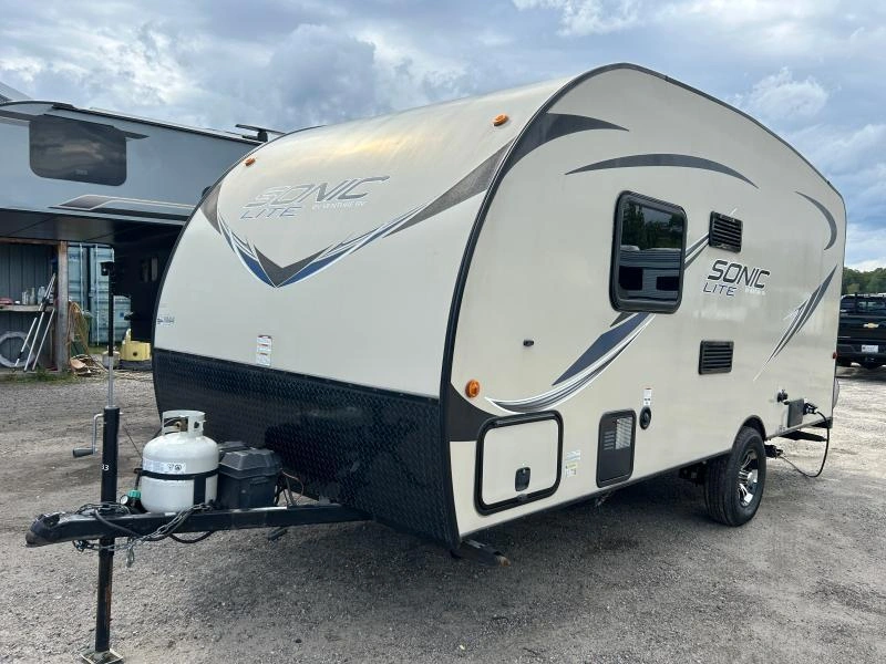 2017 Sonic 169 Vb alt