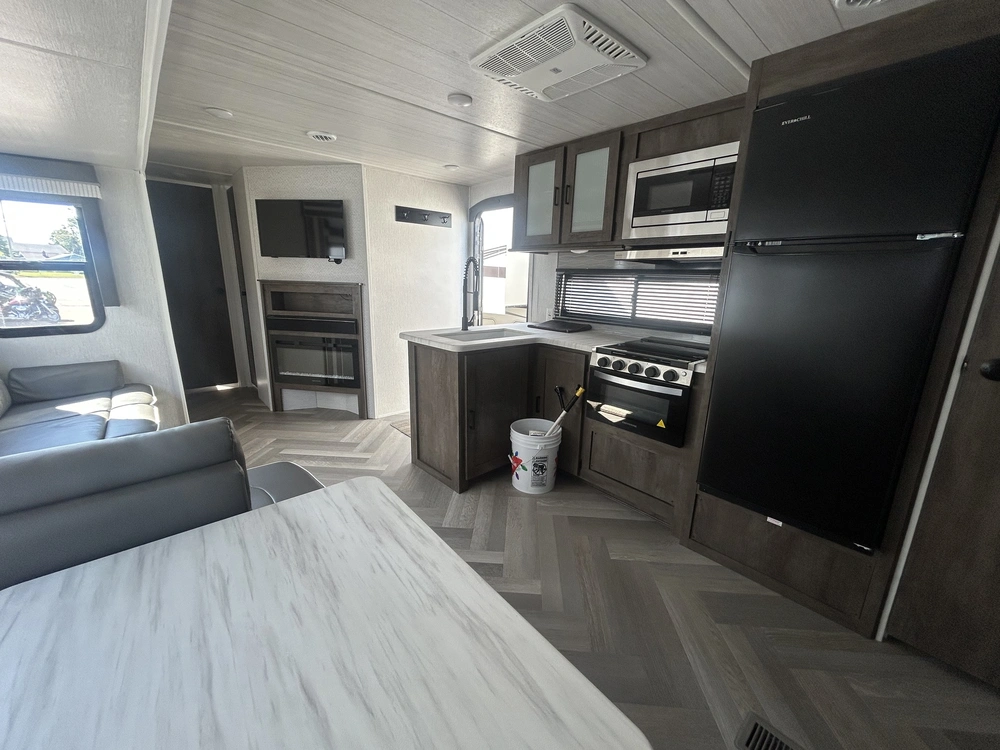 2022 Wildwood 29vbud alt