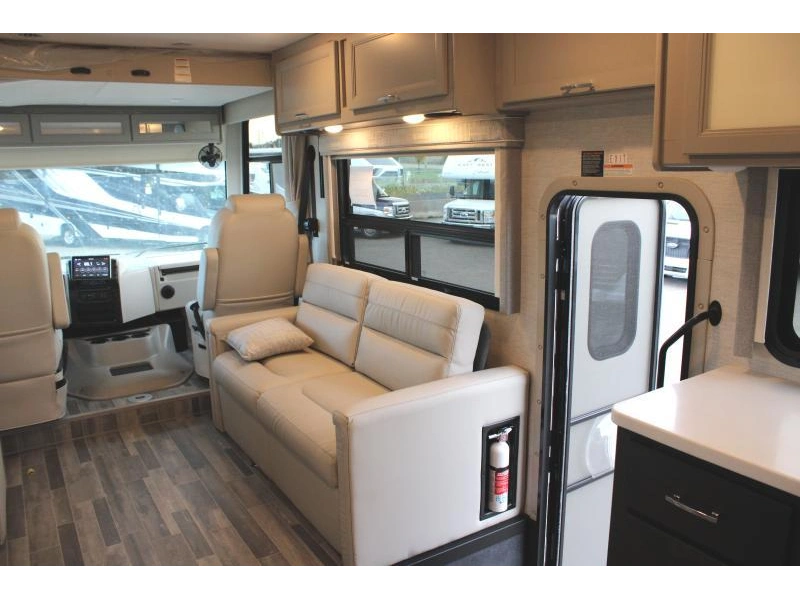 2025 Thor Motor Coach Indigo Dd35 alt